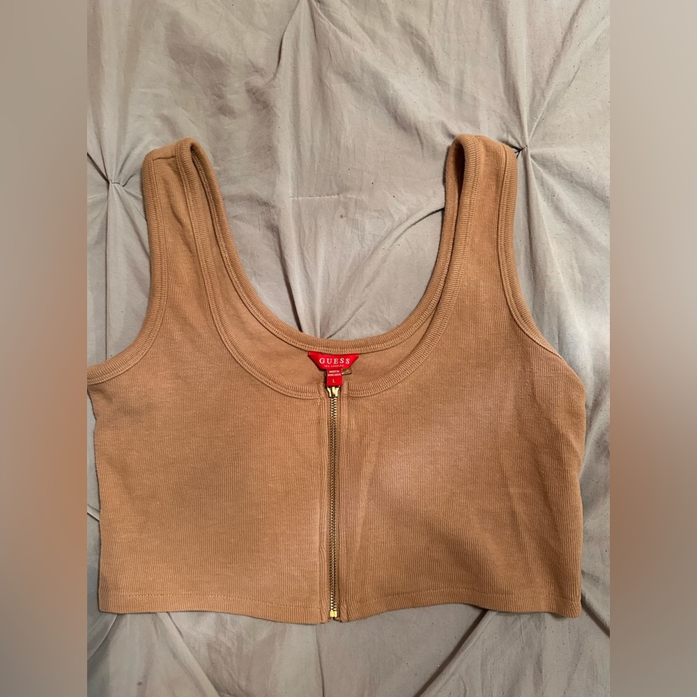 Guess crop top sleeveless shirt